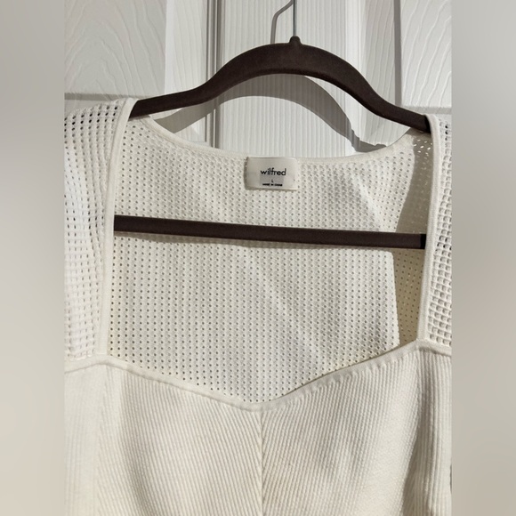 Aritzia - Wilfred cream sweater - Picture 2 of 4